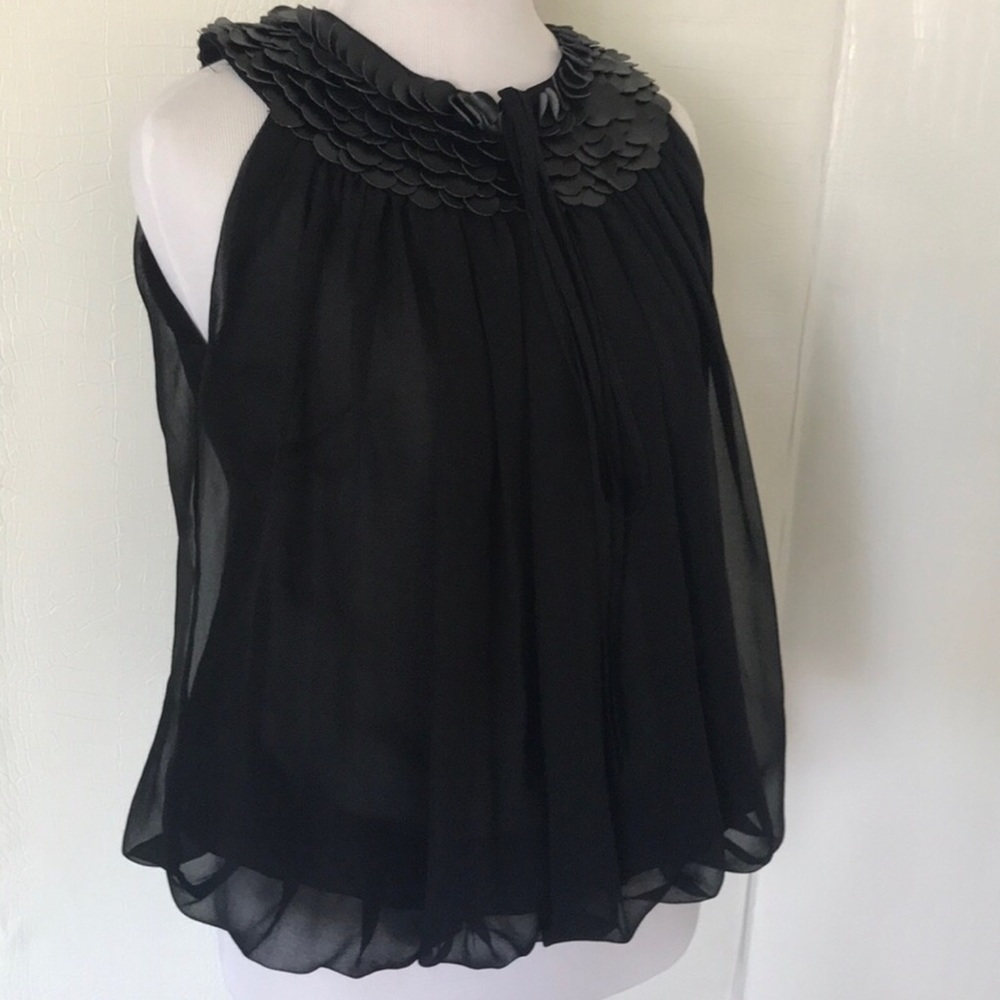 LEATHER NECKLACE TOP. - Picture 5 of 5